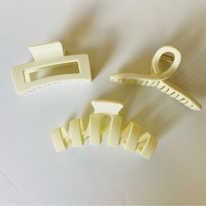 White neutral matte hair claw clips (hair accessories)